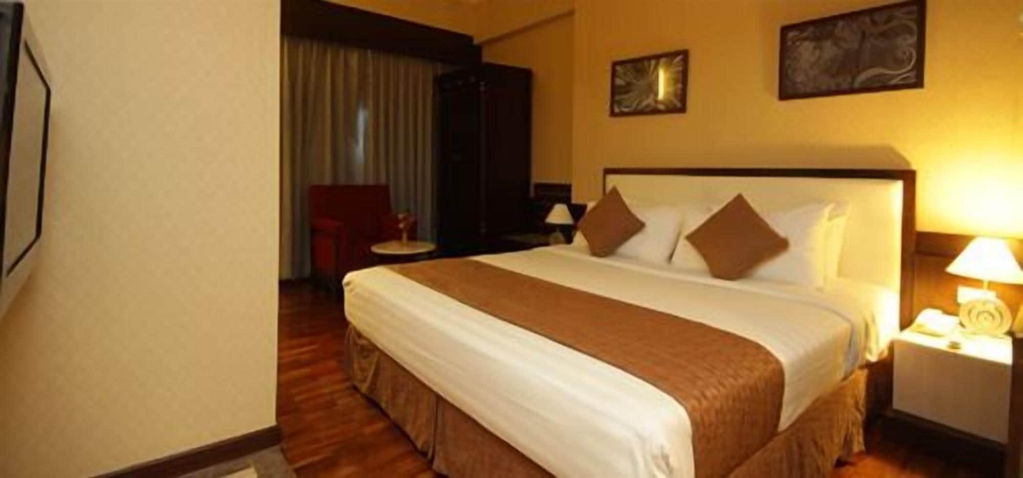 Hotel Maharadja Jakarta Luaran gambar