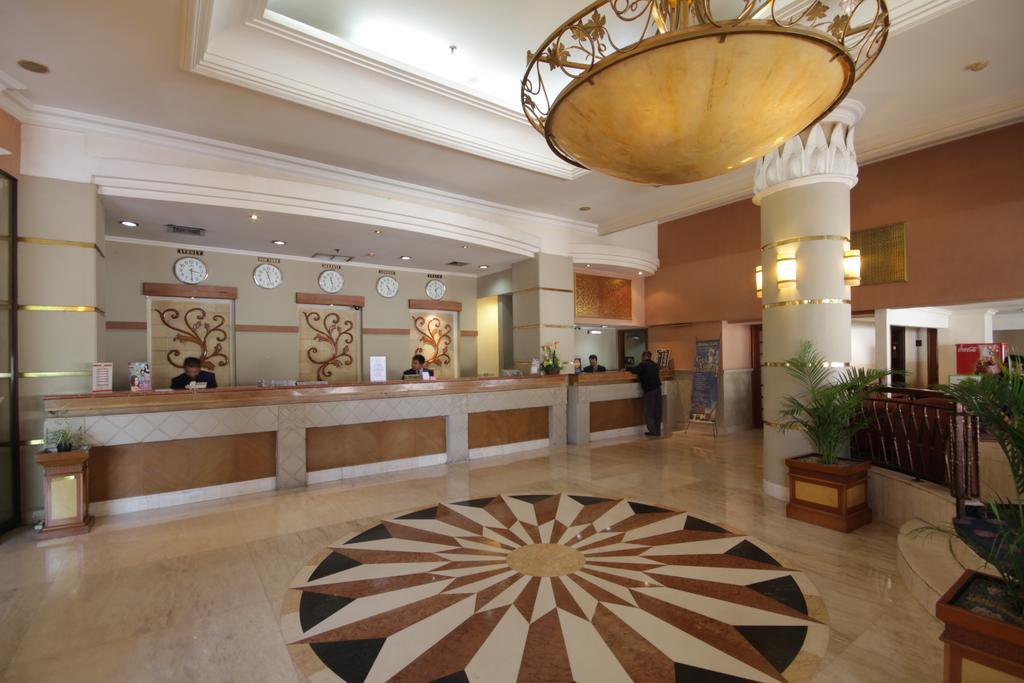 Hotel Maharadja Jakarta Luaran gambar