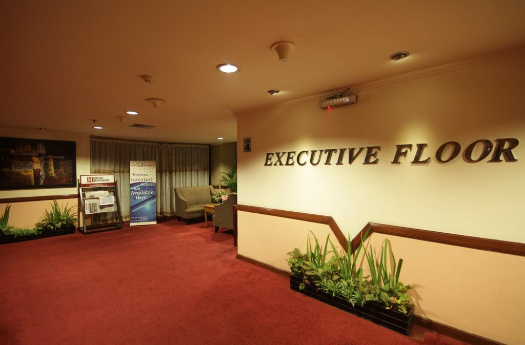 Hotel Maharadja Jakarta Luaran gambar